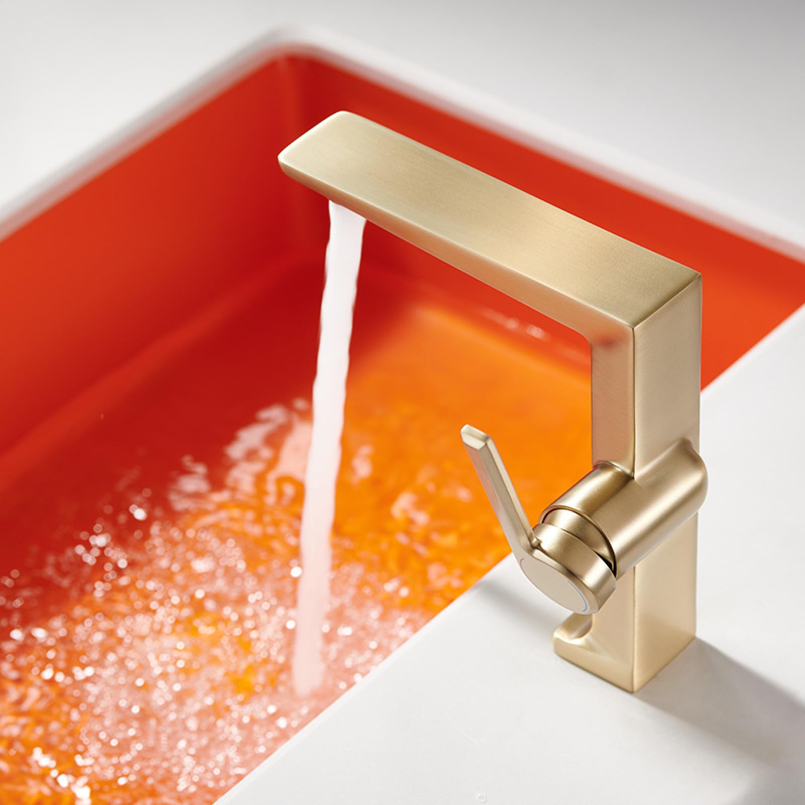 Bathroom Washbasin, Hot and Cold Water Faucet, Brushed Gold