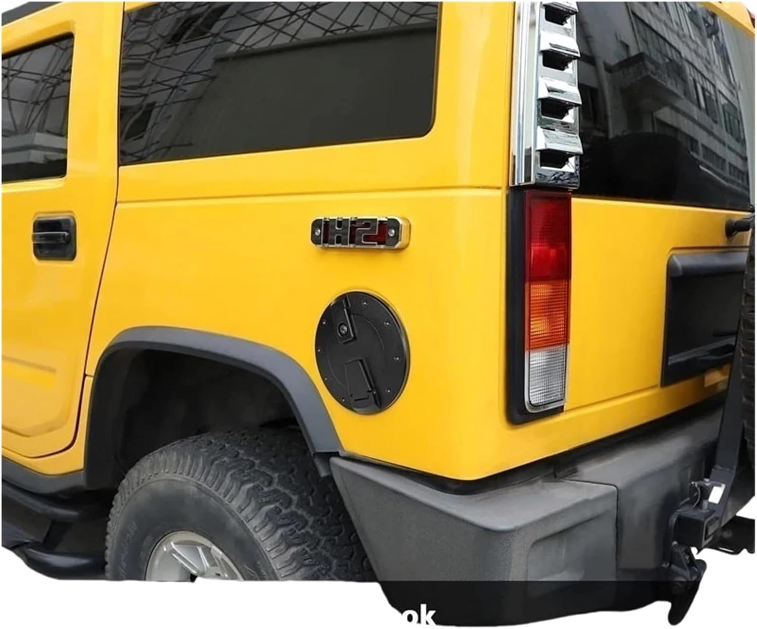 Heavy Duty Fuel Door Locking Billet Aluminum Gas Tank Cap Cover Fit Compatible For Hummer H2 2003-2009 Chrome/Black Exterior Accessories(Black)