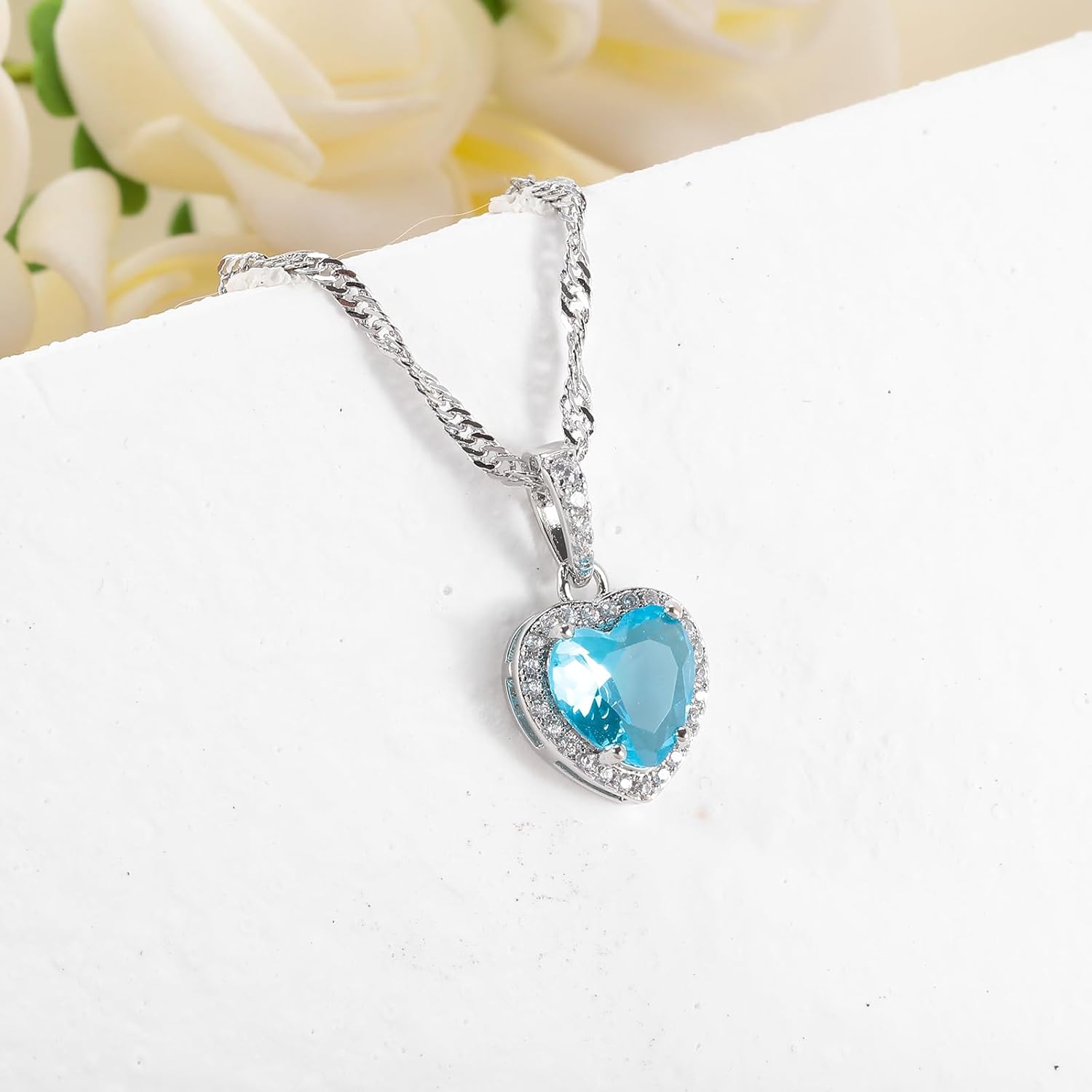 CiNily Heart Pendant Necklace for Women Teen, 14K White Gold Plated Cubic Zircon Pendant with Chain, Heart Necklace Jewelry for Christmas Wedding Birthday Daily - Image 4