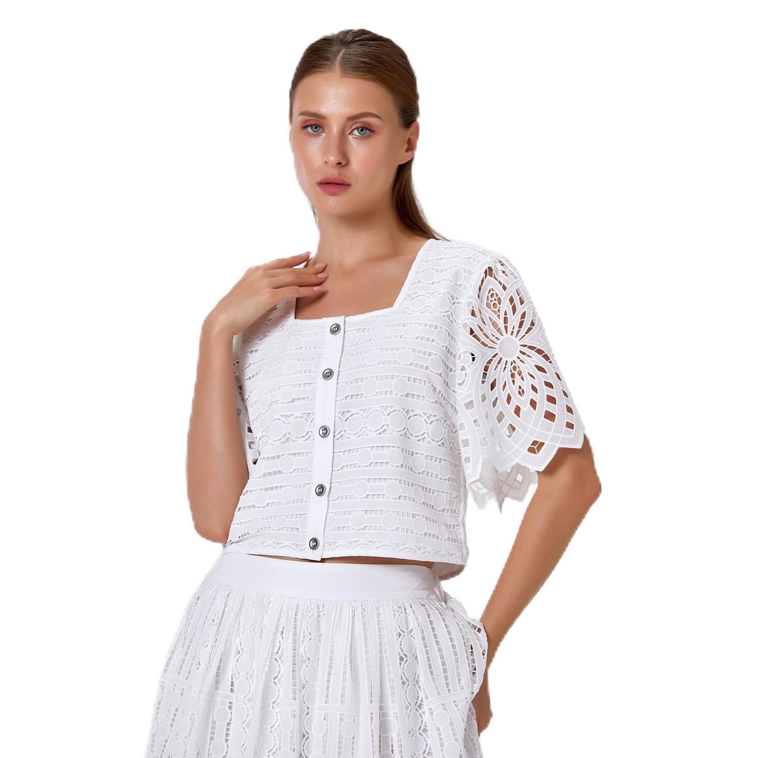 Blouse en Dentelle brodée à Boutons