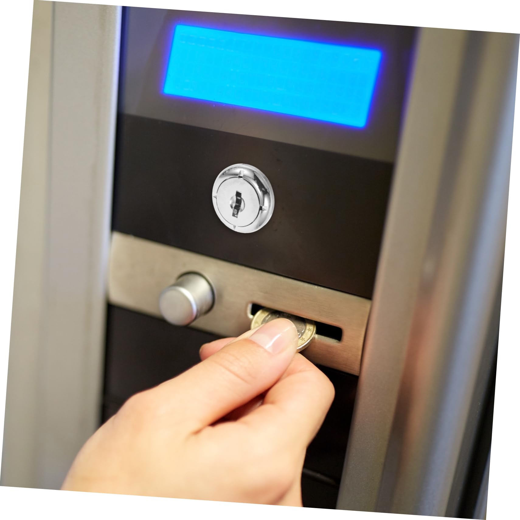 Chiave per Distributori Automatici Versatile in Plastico e Metallo Argento Serratura Resistente per Macchine da Dolci e Bevande dal Design Moderno