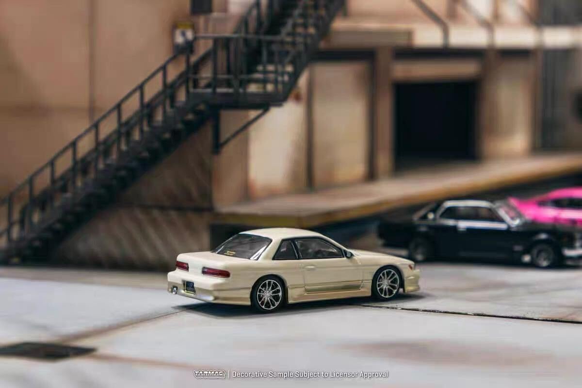 Amazon | 1/64 Tarmac Works ターマックワークス VERTEX Silvia S13