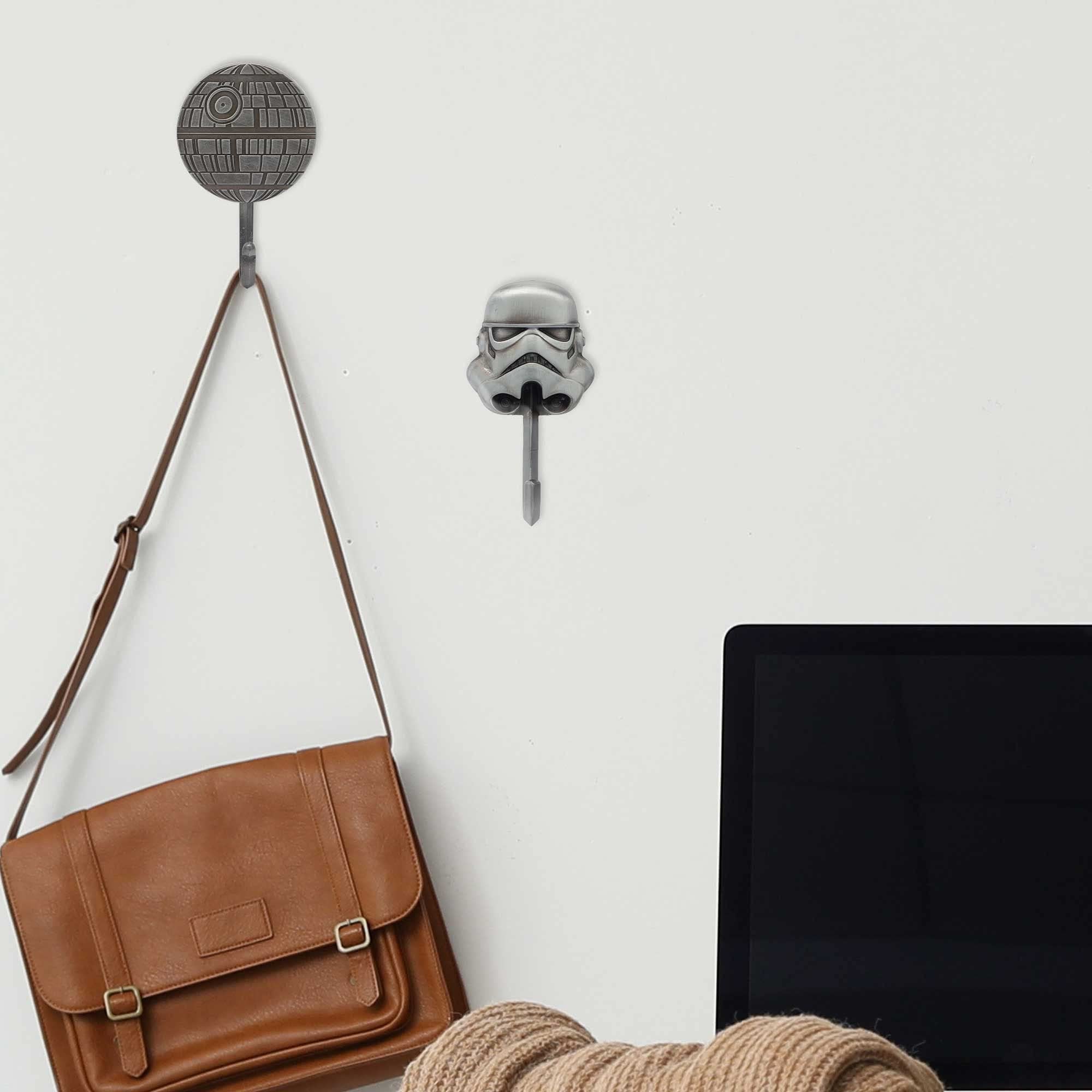 Open Road Brands Disney Star Wars Stormtrooper Crochet mural en fonte pour manteaux, vestes, clés et plus encore