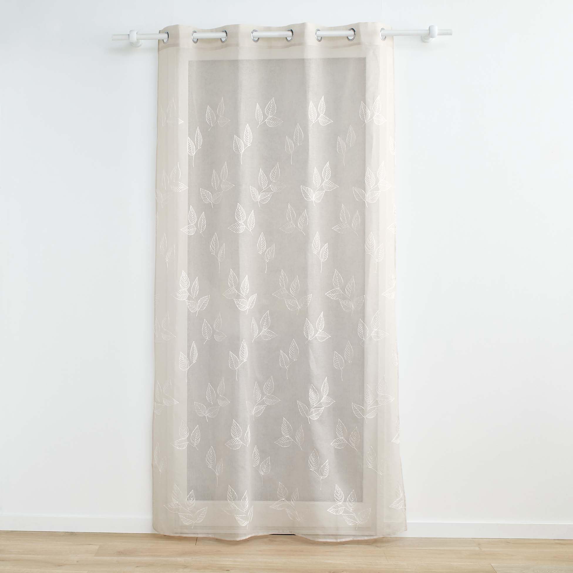 Visillo con ojales para salón 140 x 280 cm en color topo y velo sablé bordado