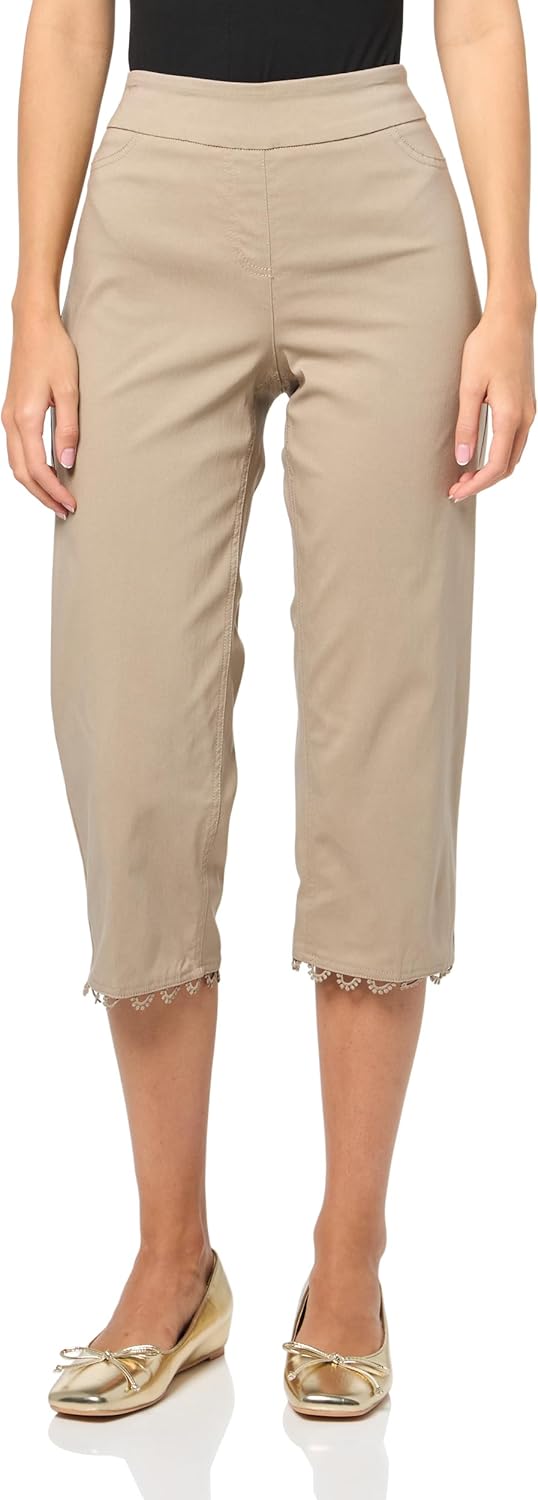 Pull-On Capri Pant with Faux Front Pockets and Lace Edge Hem