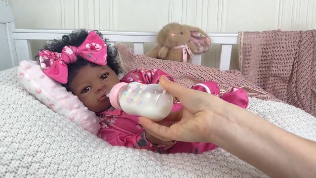MAIHAO 22" Black Girl Reborn Baby Doll - Lifelike Soft Body Newborn Doll With Open Eyes (Audrey)