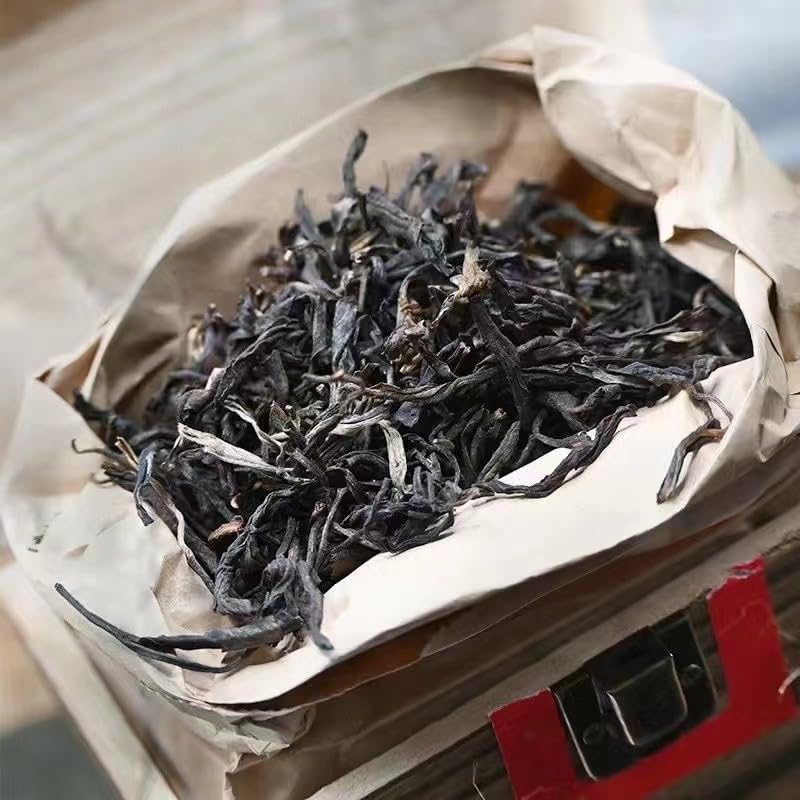 Raw Pu-erh 1997 Kunlushan Tribute Tea galette sheng cha Yunnan 250g