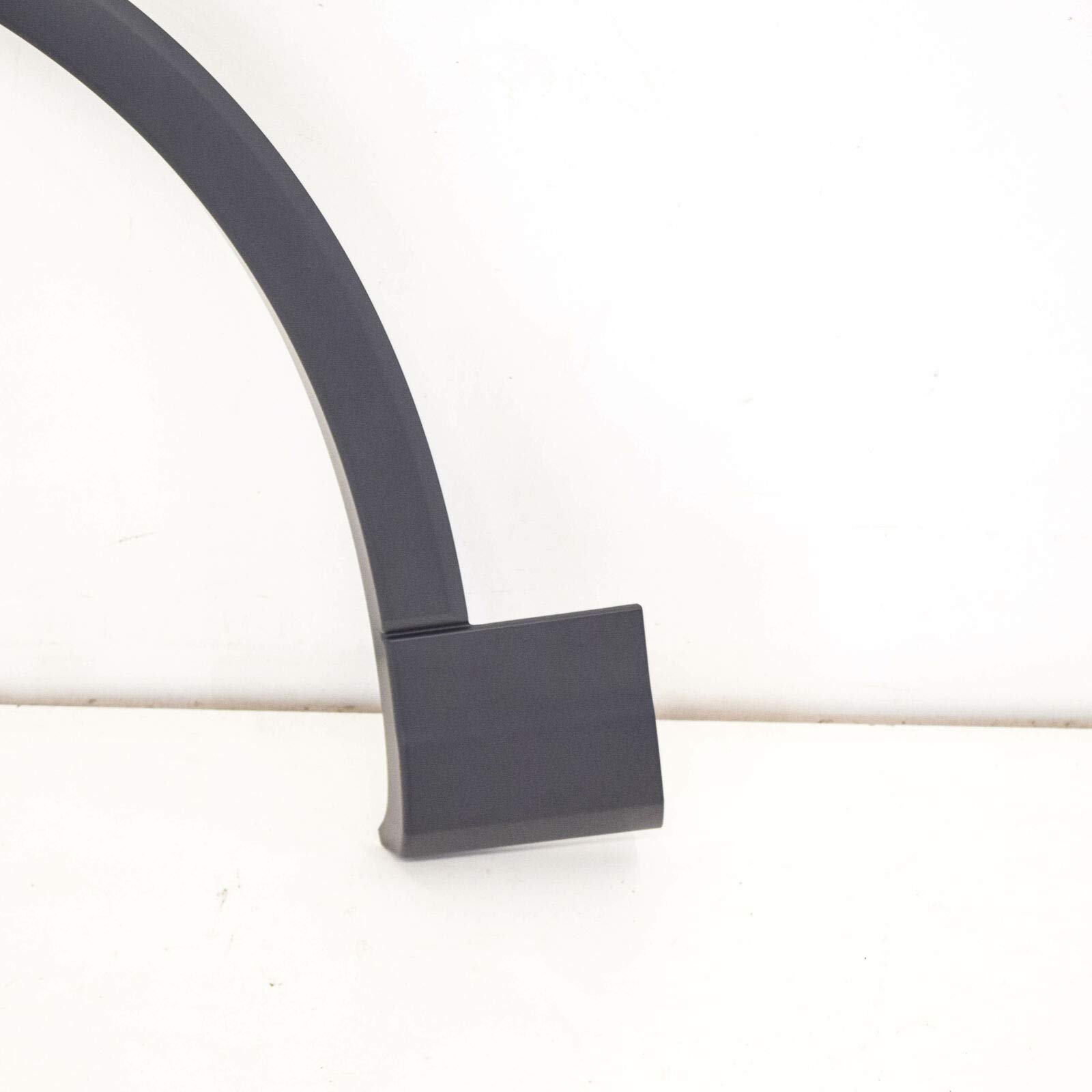 Wheel Arch Strip Front Left 4M0853717EGRU : Amazon.de: Automotive