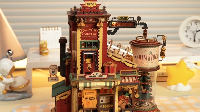 ​ドラム缶remakeBOX レッド＆OSB合板仕上げ！インダストリアルアート ドラム缶remakeBOX レッド＆OSB合板仕上げ！インダストリアルアート