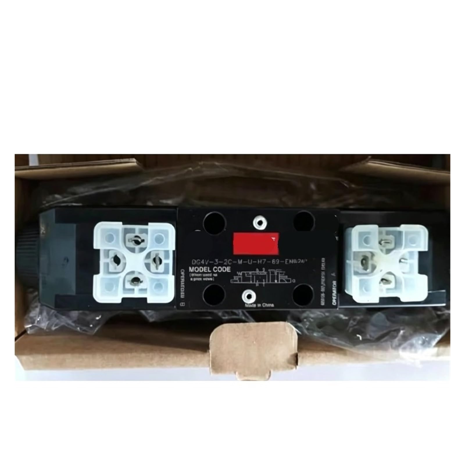 Mbpaihop 6C-M-U-H7-69-En124 1Pcs Dg4v-3-0Al-M-U-H7-69-En124 Dg4v-3-2C-M-U-H7-69-En124 Dg4v-3- Dg4v-3-8C-Vm-U-H7-69-En124 Solenoid Valve(6C-M-U-H7-69-En124)
