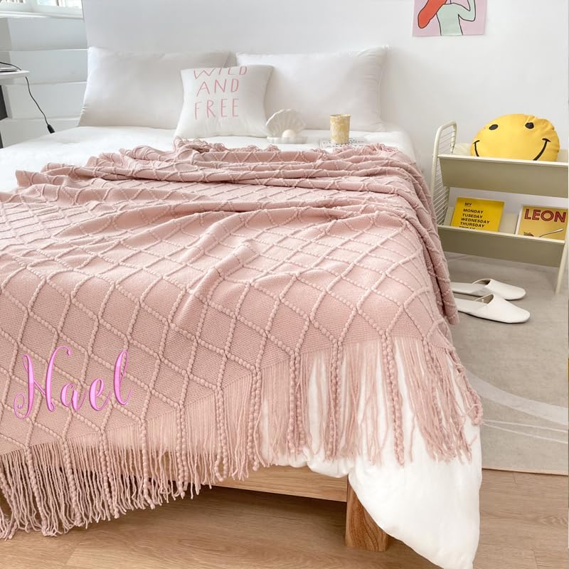 Couverture tricotée personnalisée rose 130x230 cm avec nom brodé