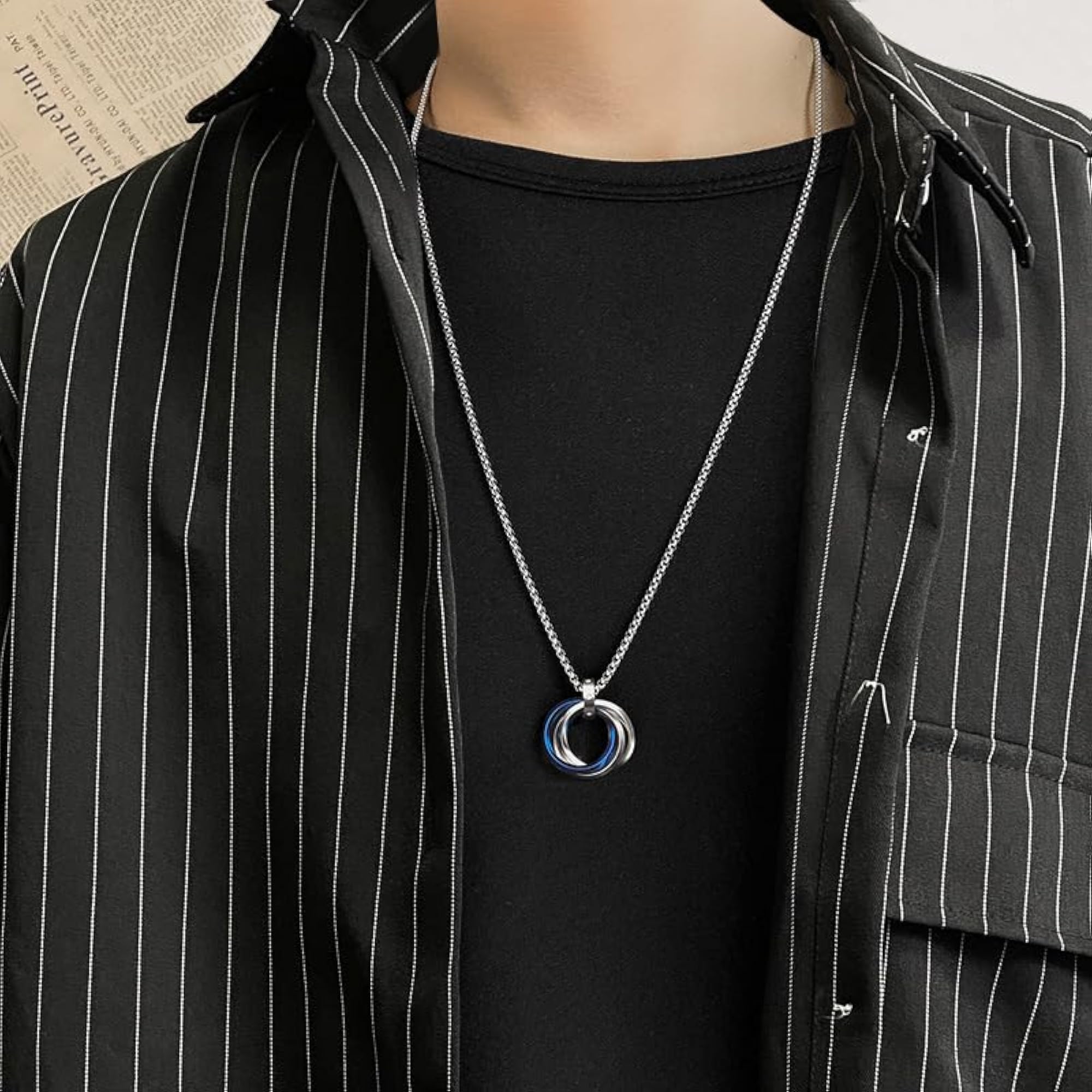 Men's Anti Tarnish Stainless Steel Rocky Locket Necklace
