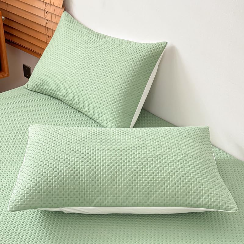 Waterproof Mattress Protector, Breathable Fitted Mattress Pad Cover with Deep Pocket Up to 11'', Noiseless, Anti - Slip, Machine Washable (Green,King 78"x80")