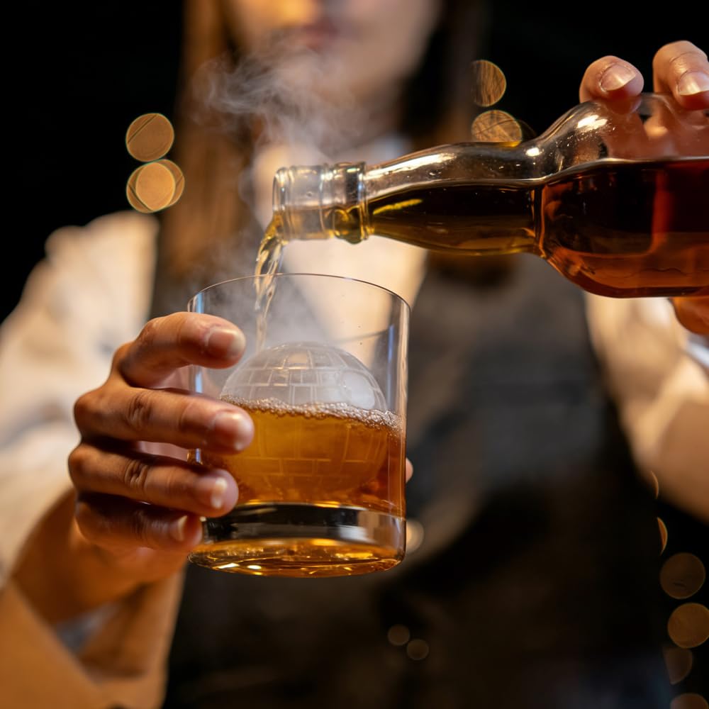 4 duże silikonowe foremki XXL do kostek lodu z pokrywką | Okrągłe formy do whisky koktajli i piwa. Z klipsem i łatwe w użyciu