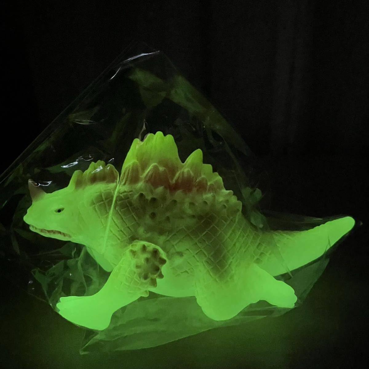 Amazon.co.jp: ヤモマーク ザンボラー 蓄光 GID ソフビ sofvi yamomark 