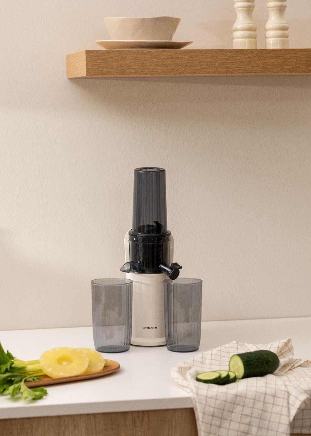 CREATE/JUICER SLOW MINI/Slow Juicer Cremeweiß/Reverse-Funktion, leichte Reinigung, kompakte Größe, 150W DC-Motor