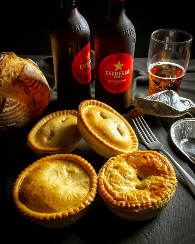 Greenhalgh's Hamper Gifts (Vegetarian) - Our Hamper Consists of 2 X Butter Pies - 2 X Cheese and Onion Pies - With 2 X 330ml Bottles of Smooth Estrella Beer.