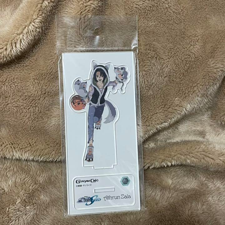 Amazon.co.jp: ハロウィン アスラン ザラ アクリルスタンド ガソダム 