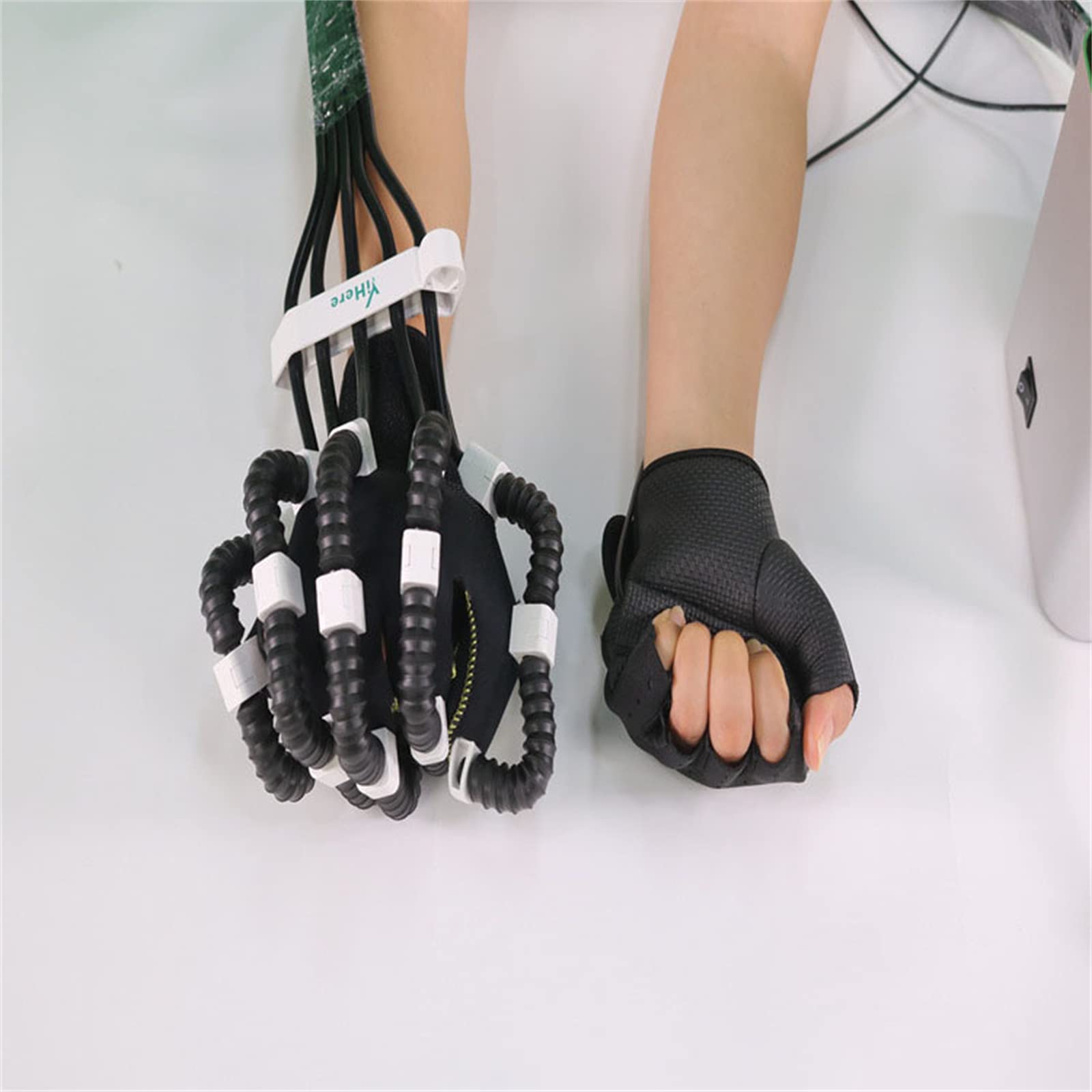DEUYO Intelligente Reha-Handschuhe, Fingerorthesen, Reha-Roboter, Exoskelett, manuelles Training, Funktionelle Handschiene zur langfristigen Entlastung Warm as Ever Sport & Freizeit