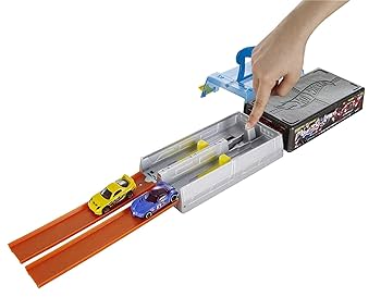 Amazon.co.jp: Hot Wheels Race Case Track Set おもちゃ [並行