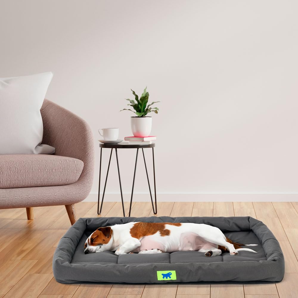 Ferplast Cama para Perro Cojín para Perros Pequeño Tejido Resistente a los arañazos Lavable a máquina a 30 °C Colchón Impermeable para Perros 76 x 53 x 5 cm. Negro