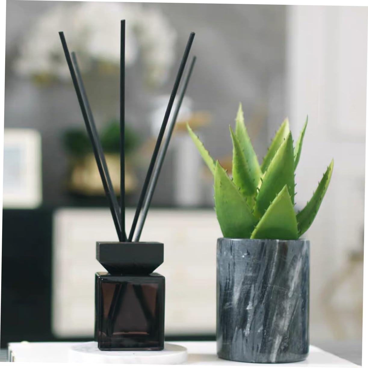 Ciieeo 2 Sätze Diffuser Flakon Set Quadratisch mit Weißem Buchenholzdeckel und Rattanstäbchen Nachfüllbarer Aromatherapie Raumduft Natürlicher Duftspender für Wohnzimmer Schlafzimmer