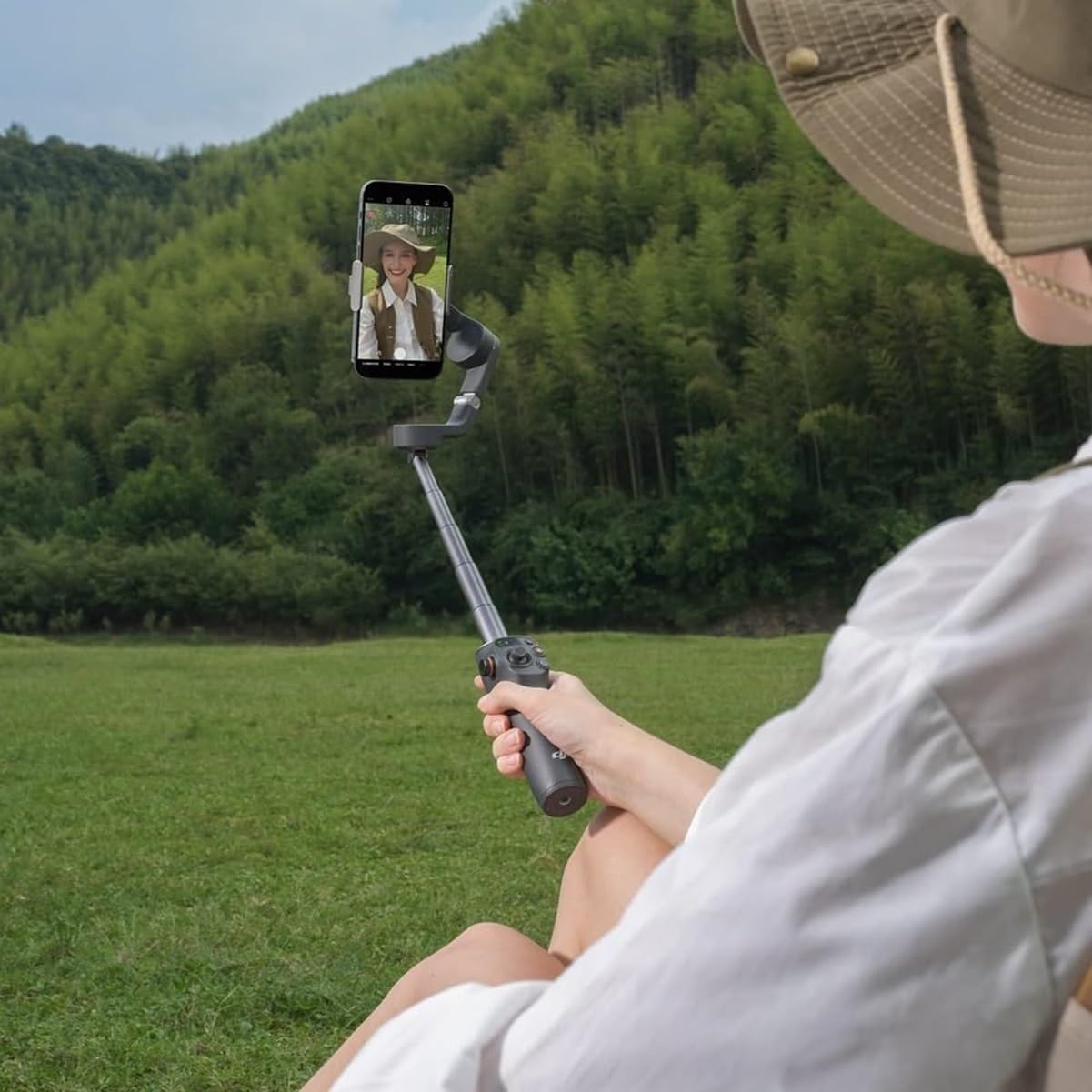 DJI Osmo Mobile 6, Estabilizador para Smartphones, Brazo Extensible | Estabilizador 3 ejes, portátil y plegable, para Android y iPhone con ShotGuides, vlogging, YouTube, TikTok, Gris Pizarra