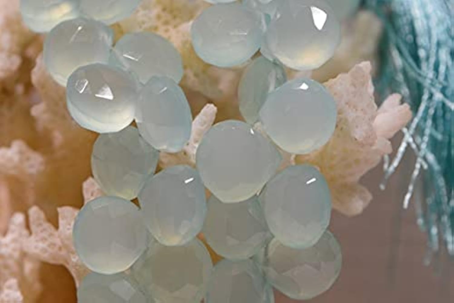 Perles calcédoine de taille régulière pour éviter les défauts sur vos bijoux DIY