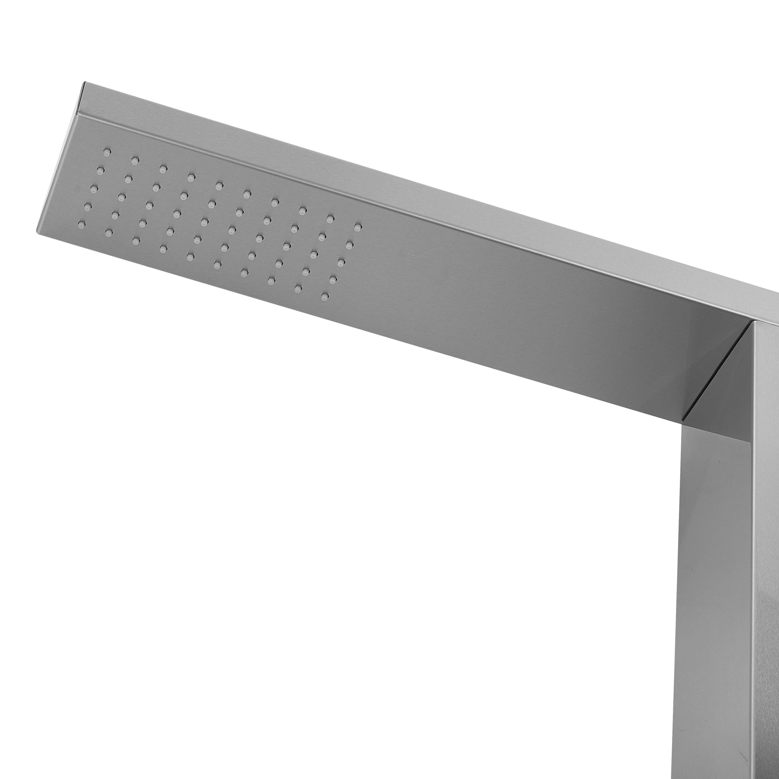 Beliani Ducha para jardín Moderna con Mezclador y alcachofa PVC Exterior Plateado Lotzorai