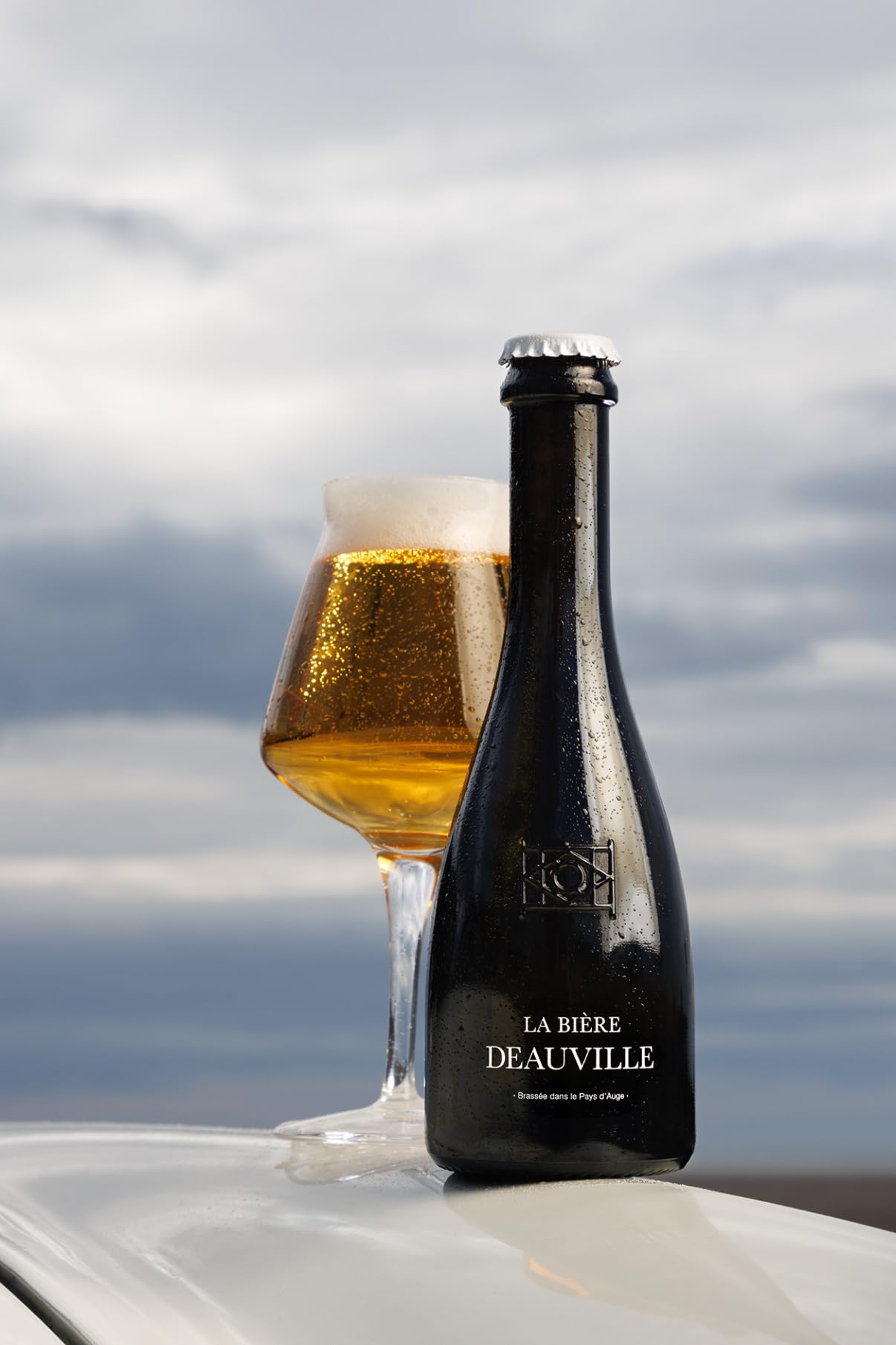 La Bière Deauville, Bière Blonde Pale Ale de la Côte Fleurie, Brassée en Fermentation Haute, 33 cl (Lot de 12 bouteilles)
