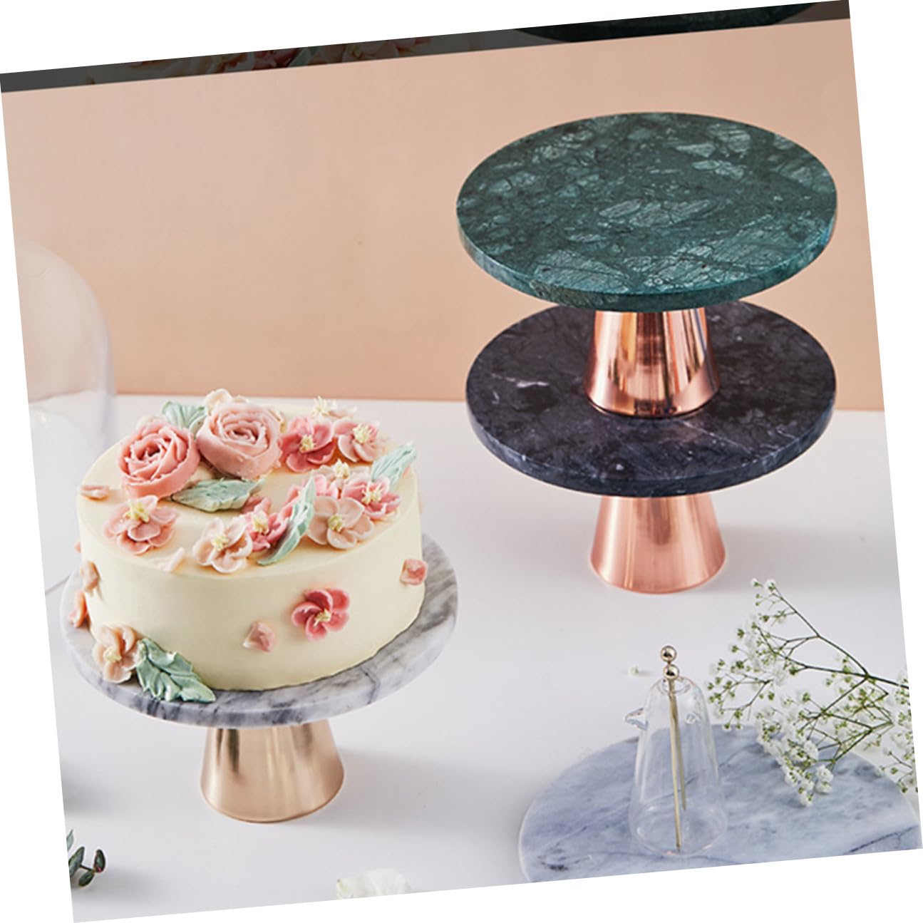 Abaodam Plateau en Marbre pour Pâtisserie et Présentation de Gâteaux, Plaque de Stockage Élégante en Marbre et Métal, Design pour Accessoires Pâtisserie et Dessert