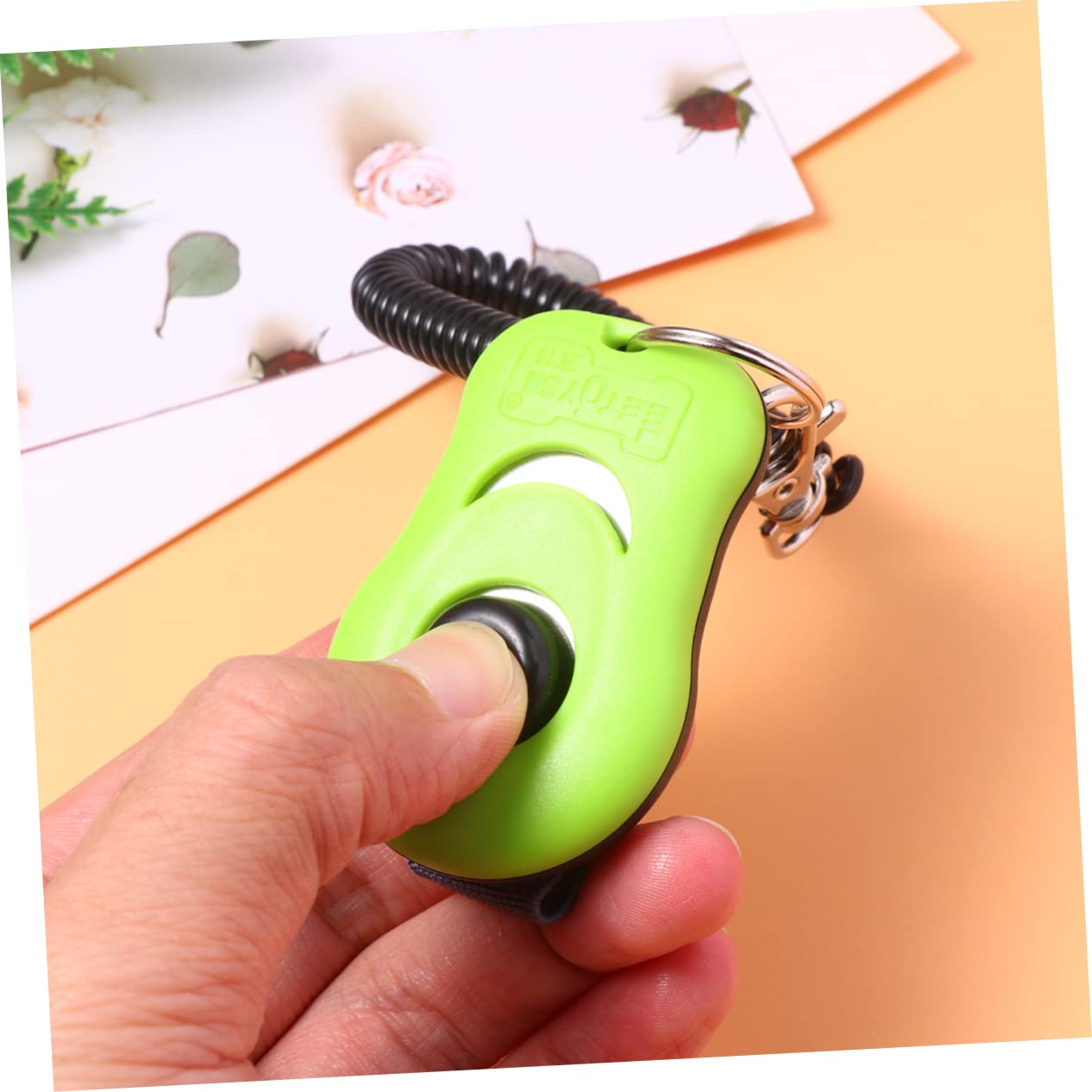 Levemolo Dog Training Clicker Pet Obedience Tool Clicker Sound Trainer Agility Equipment Whistle for Pets
