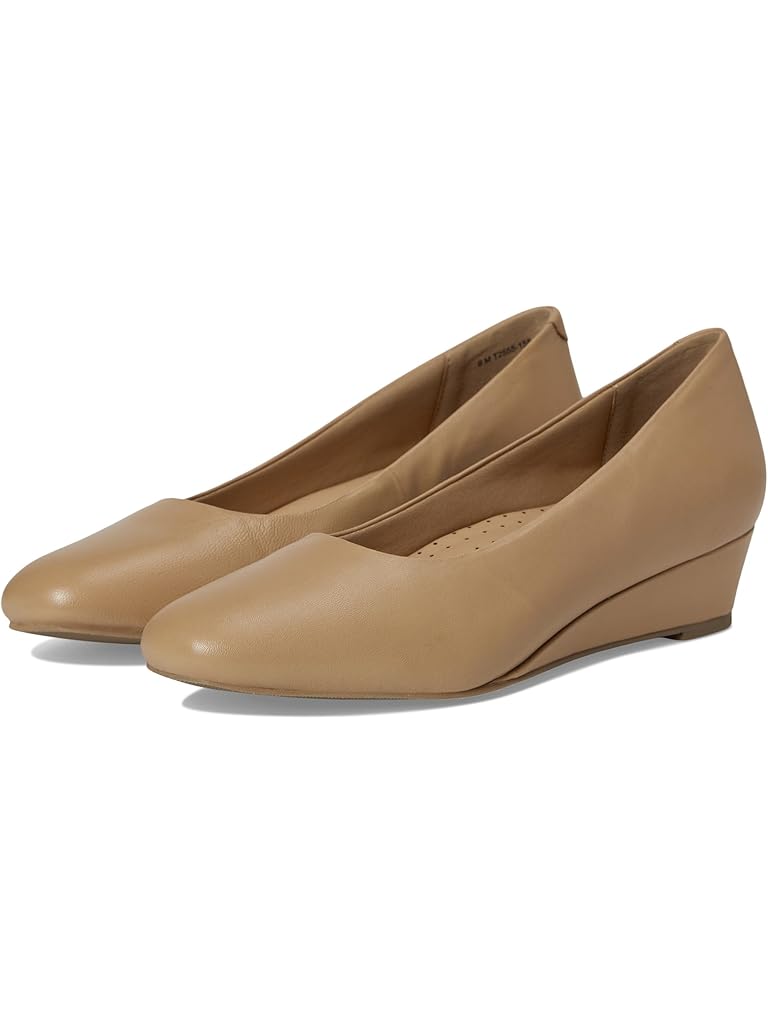 Beige Trotters Denisse