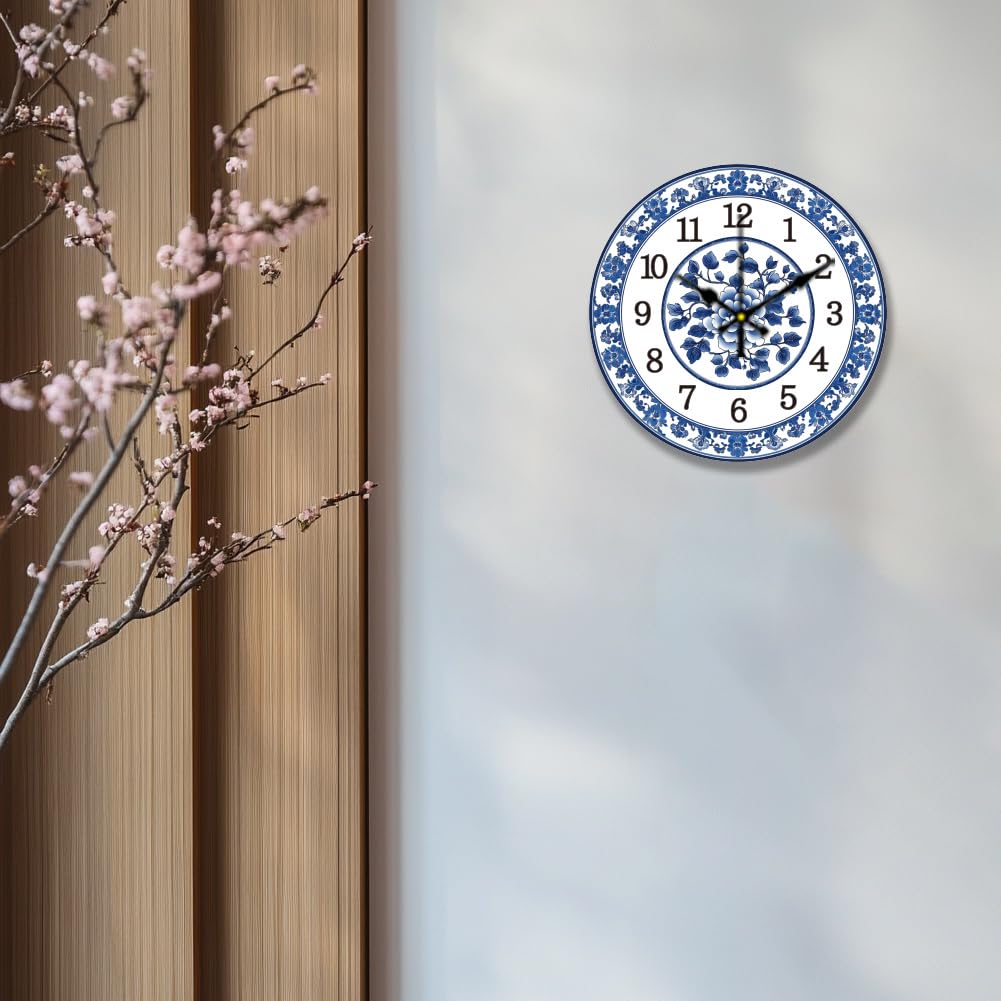 CHGCRAFT Orologio da parete in porcellana blu e bianco, 30,5 cm, funzionamento a batteria, silenzioso, senza ticchettio, con fiori, rotondo, decorativo, per ufficio, casa, cucina