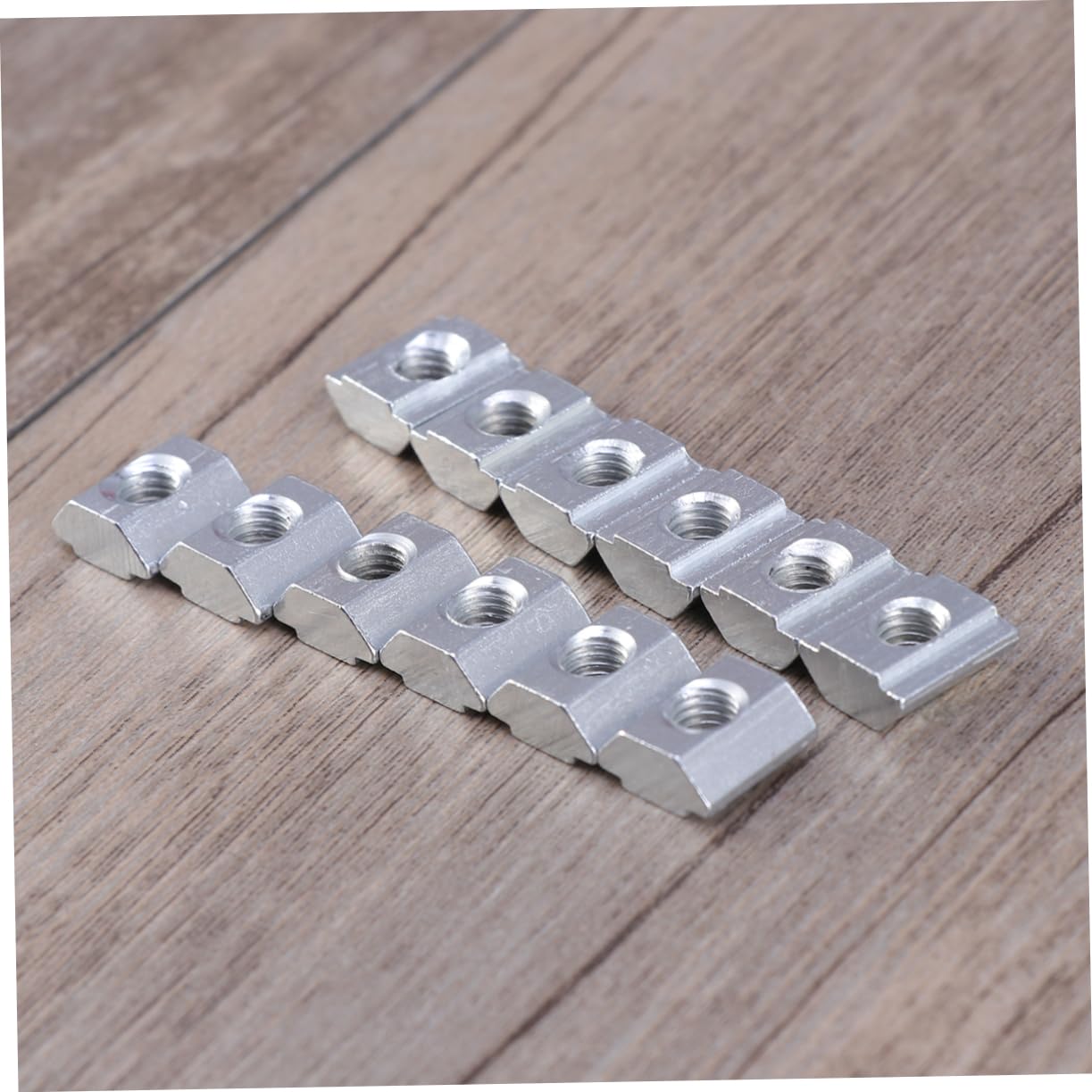 T-Type Slider Nuts Set 100pcs European Standard Square Shape Carbon Steel Ideal for Snowboarding