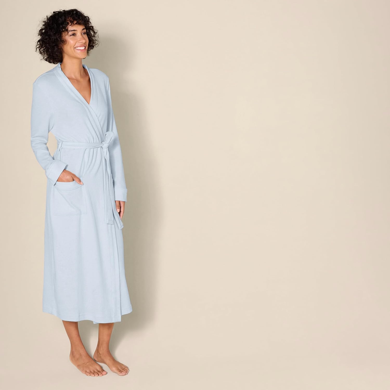 Amazon Essentials Women's Lightweight Waffle Full-Length Robe (Available in Plus Size) - Image 2