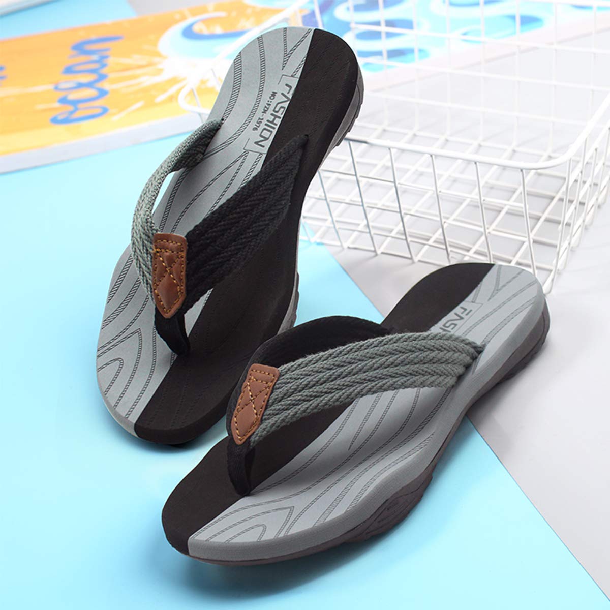 ChayChax Infradito Uomo Scarpe da Spiaggia e Piscina Sportive Beach Sandali Morbide Ciabatte Antiscivolo Pantofole con Gomma Suola