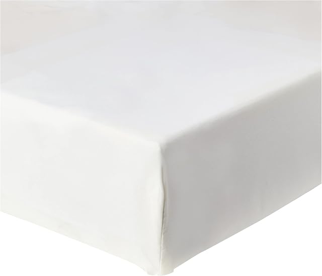 Amazon Basics, Polyester Microfibre, Cream, Super King