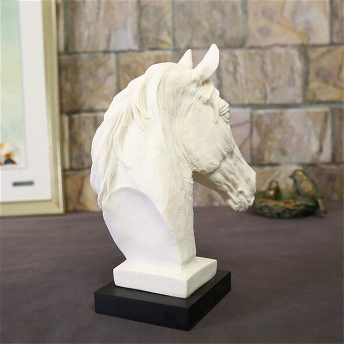 Amazon.co.jp: 抽象的な白い馬の頭の彫刻動物の樹脂の像現代の家