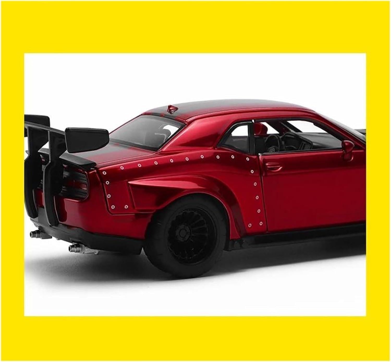 Diecast Model 1 36 for Dodge Challenger SRT Jailbreak Miniature Car Model Decorations Home Office Or Shelf Decor