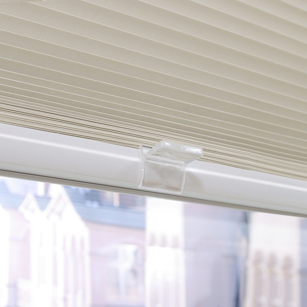 Liedeco® Thermo Plissee verspannt mit Klemmträger / 90 x 130 cm beige/lichtundurchlässig verdunkelnd Blickdicht stufenlos verstellbar und energiesparend/leichte Innen-Montage ohne Bohren