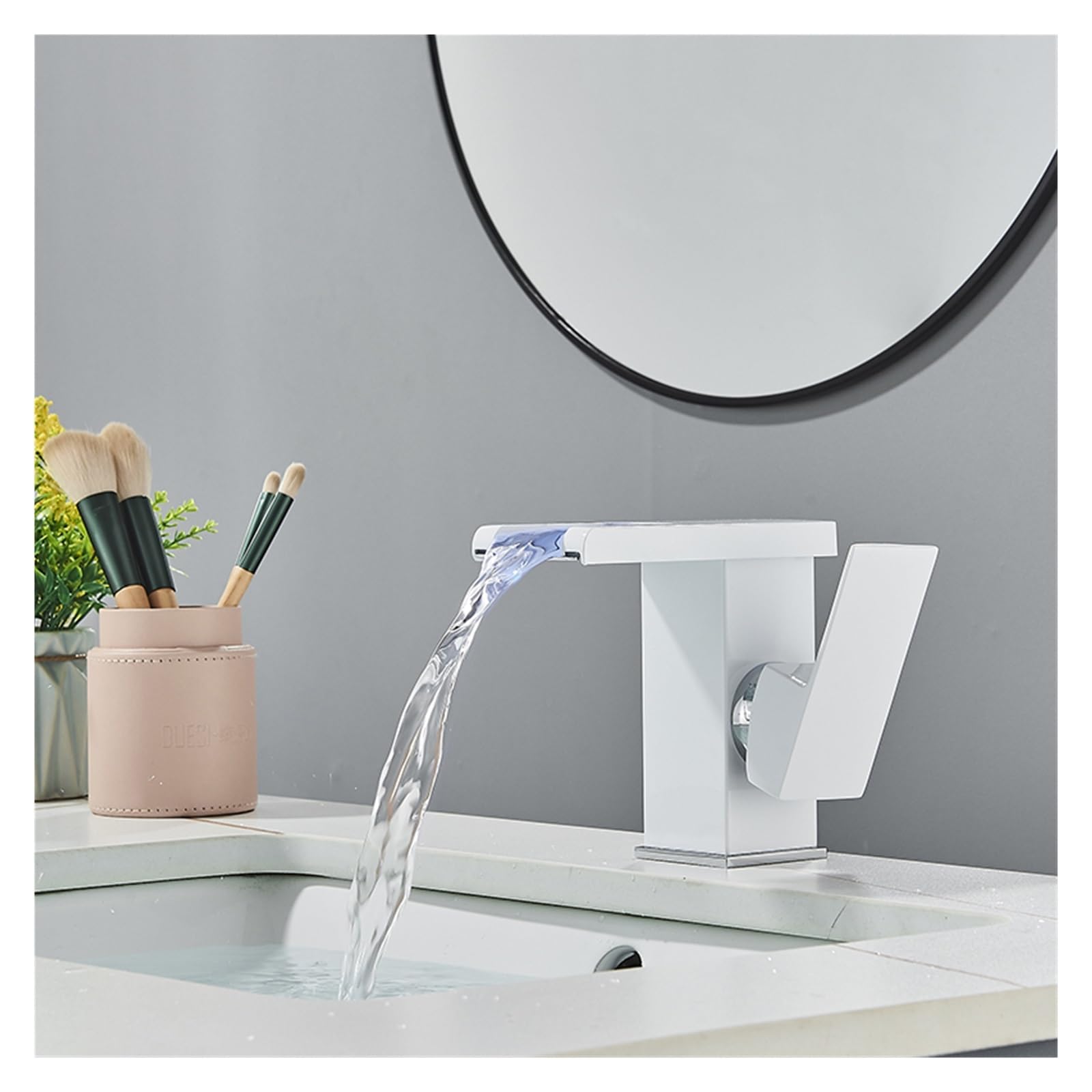Robinet de lavabo eau chaude froide avec mitigeur de salle de bains