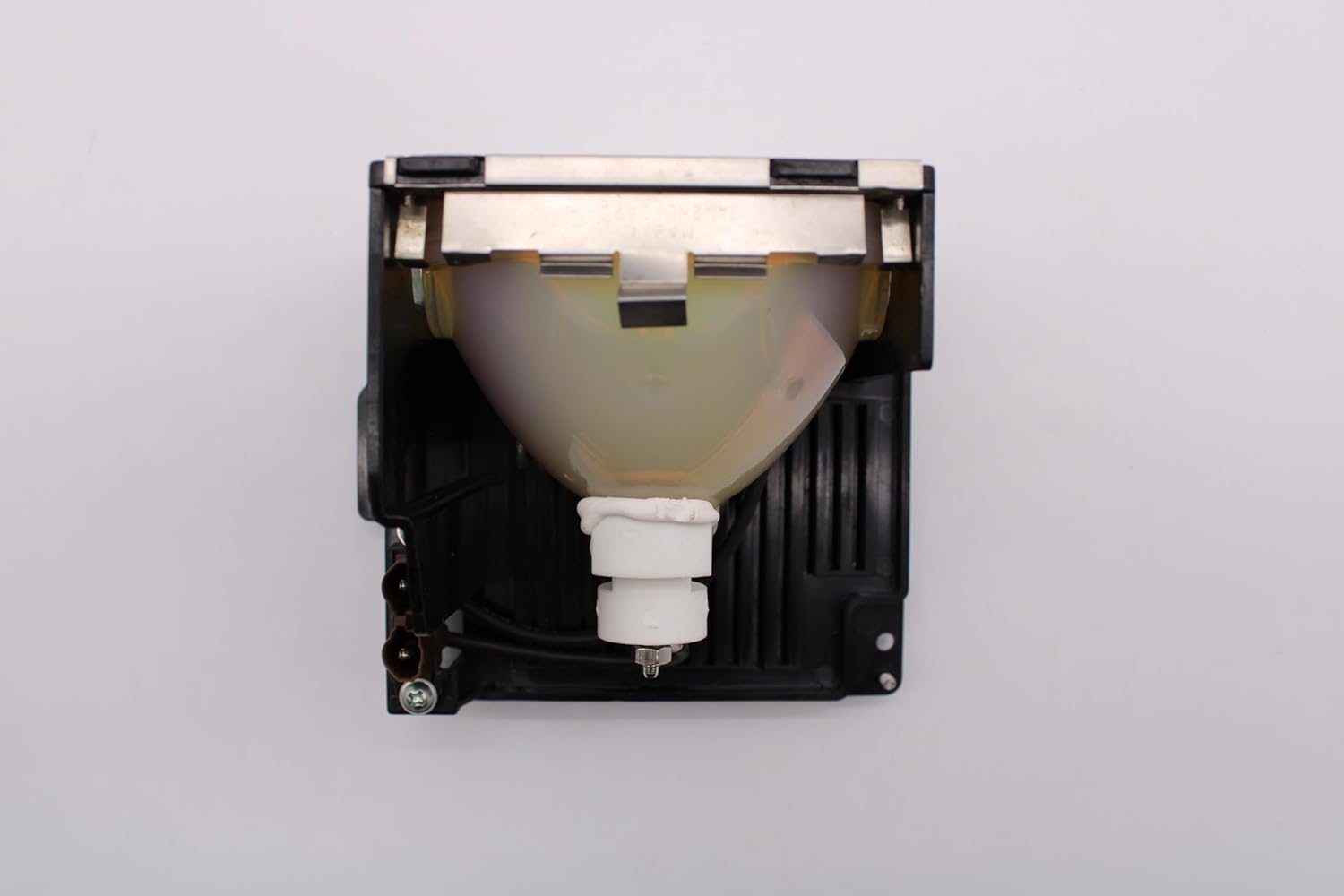 Advanced Lamps™ POA-LMP67 Lamp & Housing for Sanyo Projectors - Fits 03-000750-01P, LC-X50, LV-7555, PLC-XP55L, Vivid-LX45, POA-LMP67 & More - 1 Unit Per Pack - 90-Day Warranty