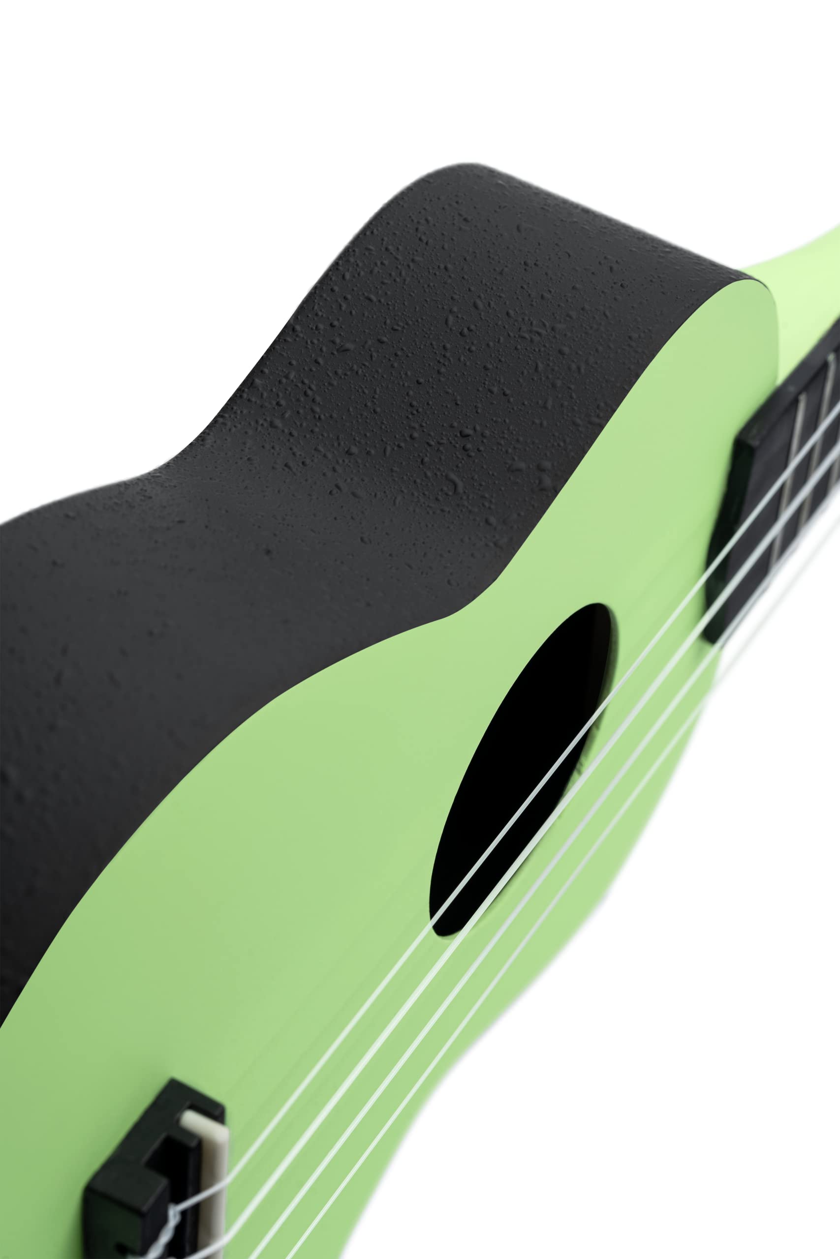 Ortega Guitars Ukelele Soprano verde - Keiki K2 - Kit de inicio incluye afinador, correa, 5 púas medianas y bolsa de dibujo - pastel/tomatillo (K2-TMO)