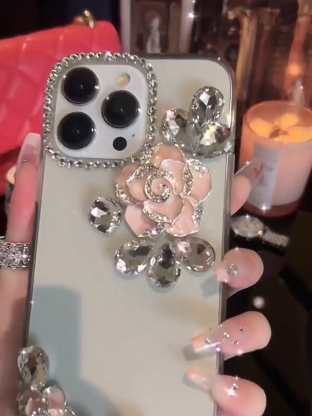 Amazon.com: iFiLOVE for iPhone 15 Pro Flower Case, Girls