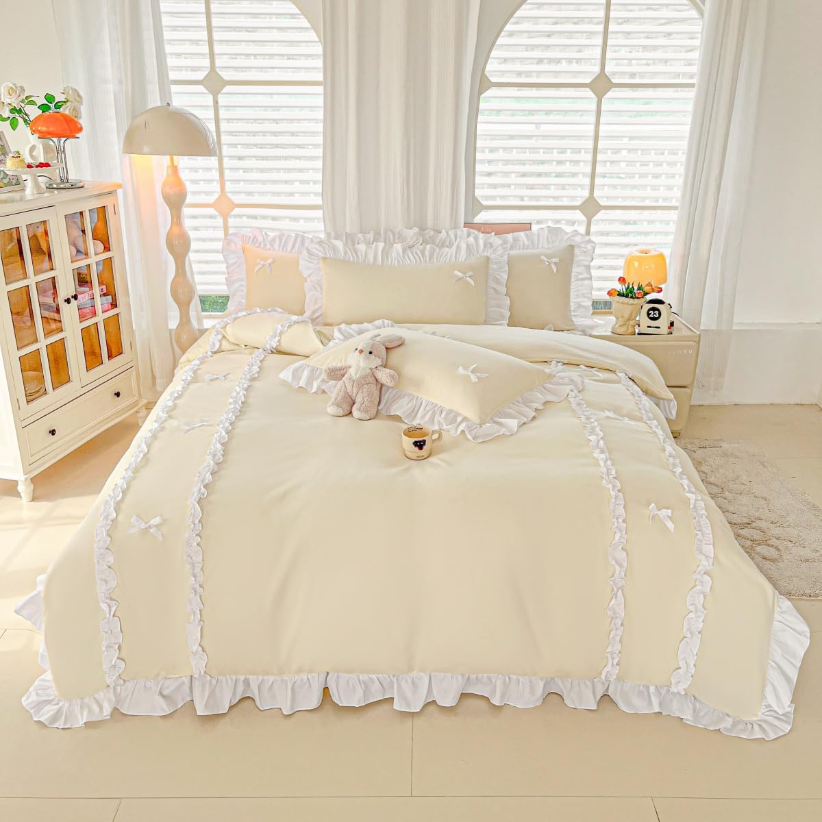 IHOUSTRIY Ruffle Duvet Cover Full Size, Cute Bedding Set Set with Bow, 3 Pieces White Ruffle Comforter Cover with Zipper and Ties, Princess Girl Bedding - Cream, Full