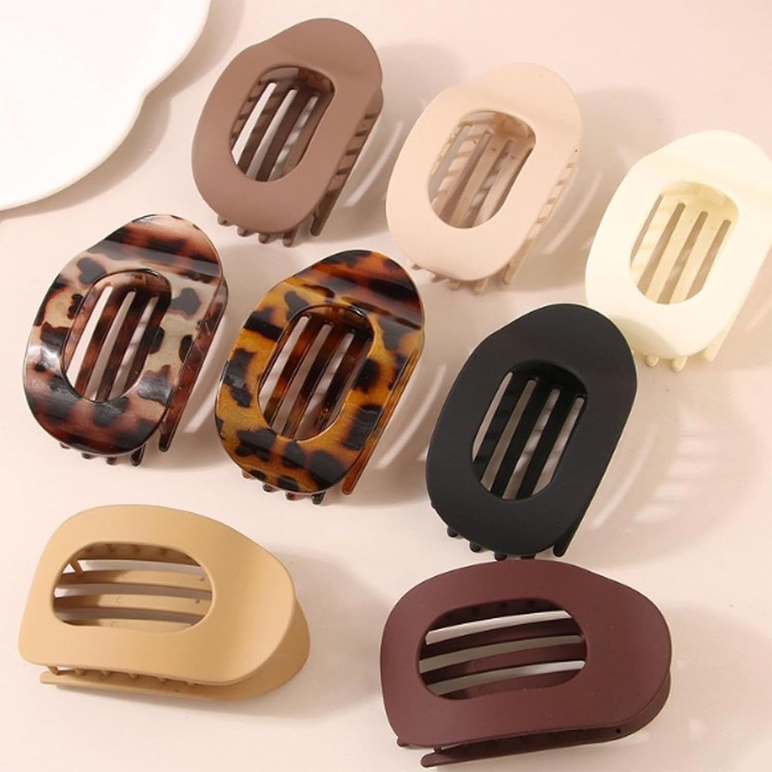 4PCS French Flat Hair Clips for Women Duckbill Hair Clips Round Casual Versatile Solid Colour Lay Down Claw Clamps Clip Simple Elegant for Thick Thin Long Short Hairs