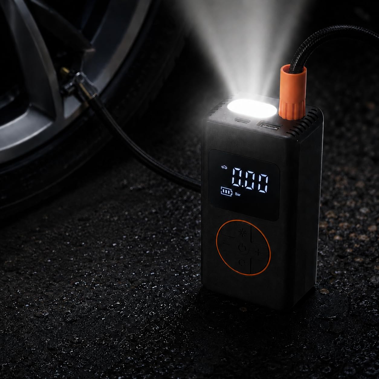 KOMBO - Tragbarer Kabelloser Luftkompressor 8V – Digitaler Autoreifenfüller 130 PSI mit Auto-Stopp, USB-C und 5 Adaptern, Wiederaufladbarer Mini-Kompressor
