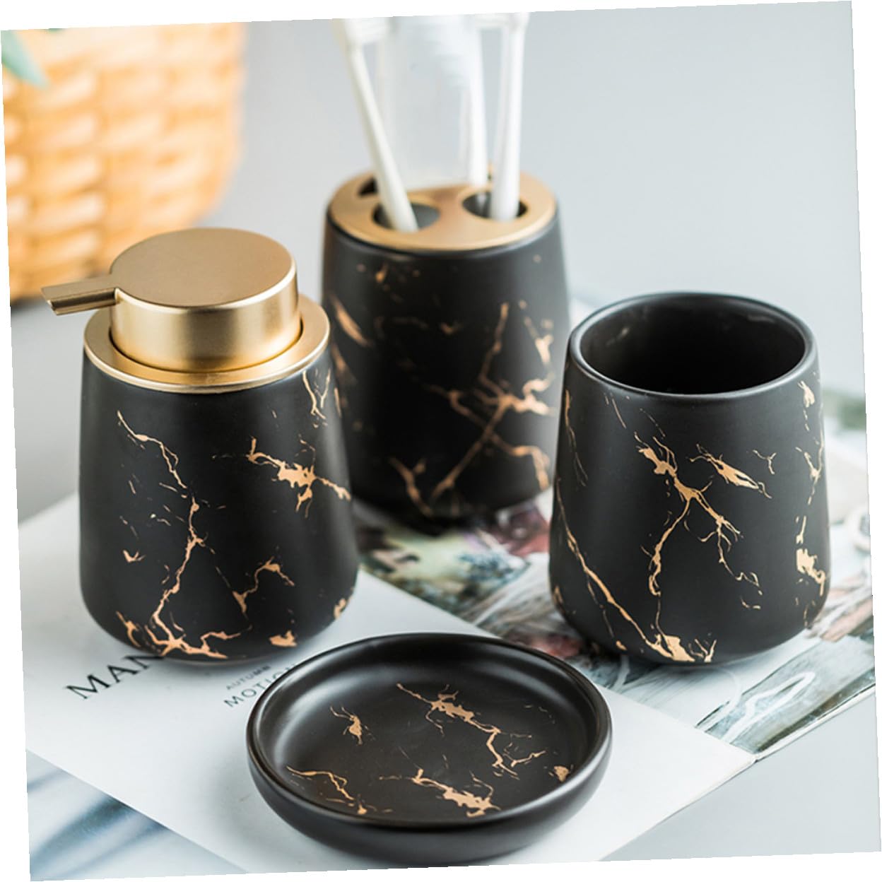 Cabilock Conjunto de Accesorios de Baño de Cerámica Negro Bandeja de Jabón y Vaso para Cepillo de Dientes Portátil y Fácil de Almacenar para Hombres y Mujeres