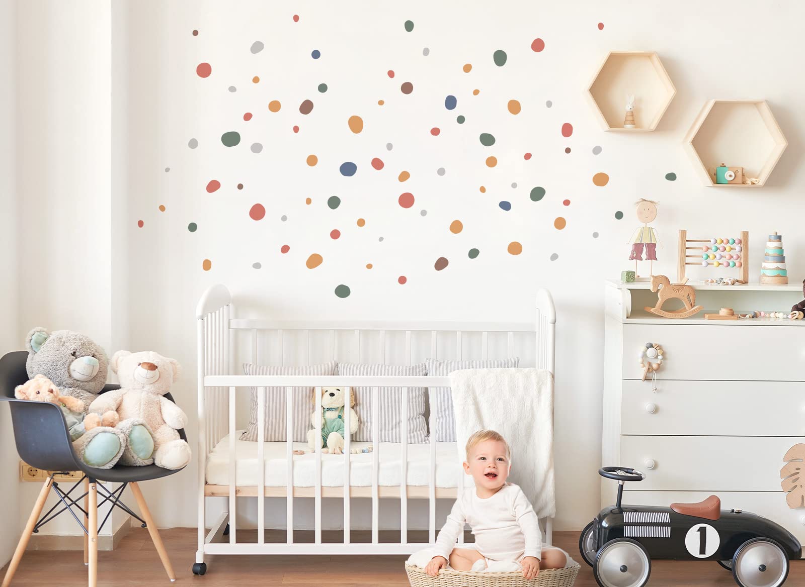 CARTA DA PARATI A POIS PER DECORARE LA CAMERA DEI BAMBINI